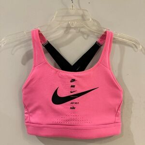 SOLD nike sports bra